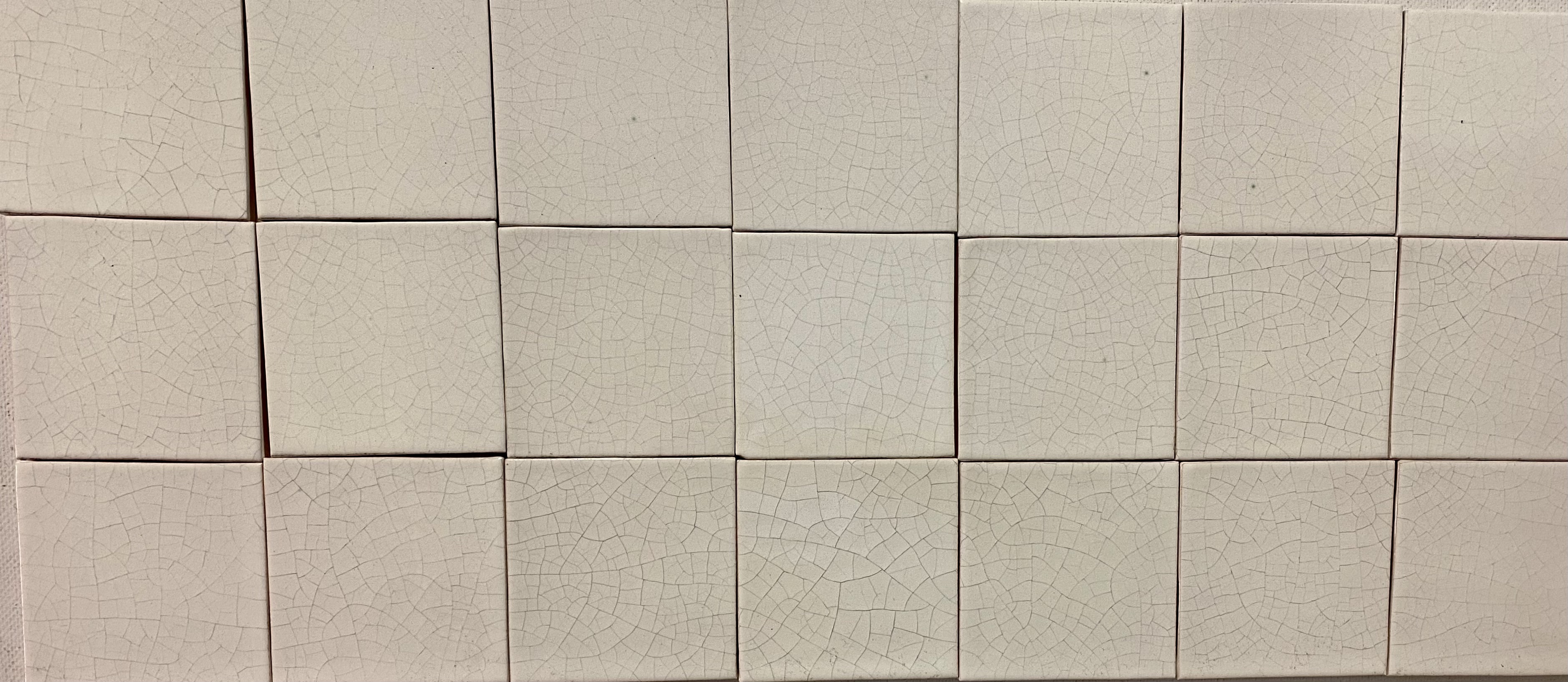 Plain crackle Tiles